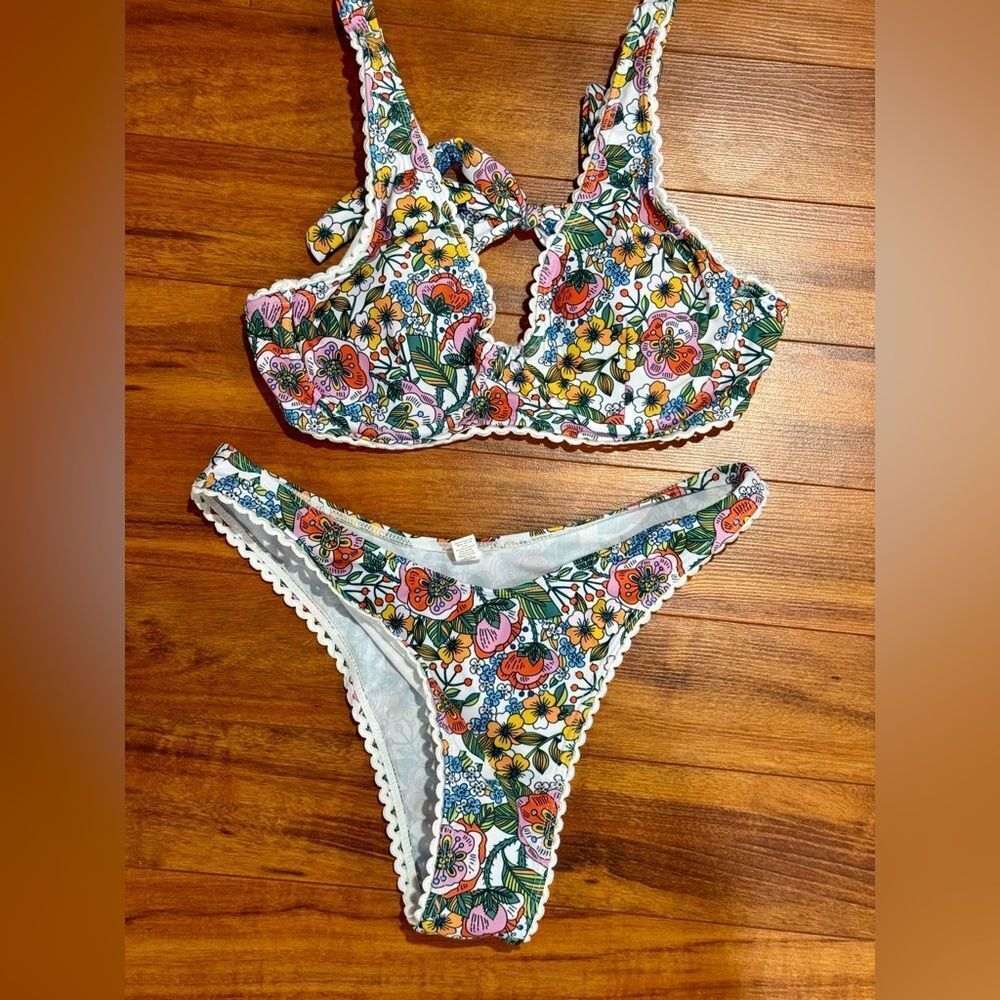 Falainetee Women's Floral Printed High Waisted Knot  Bikini Set White S NWOT - Picture 4 of 6